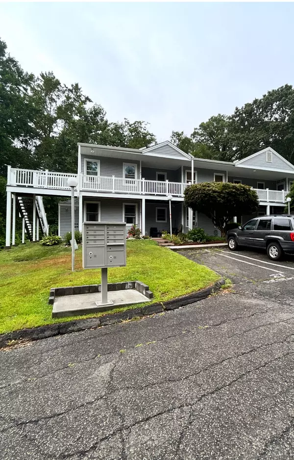 67 Hidden Knolls Circle #67, Monroe, CT 06468