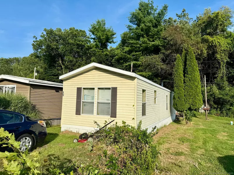 500 Washington Street #TRLR 15, Middletown, CT 06457