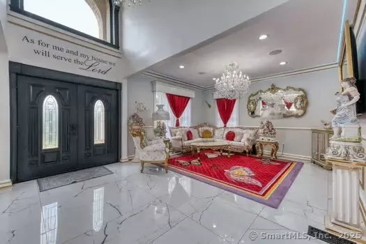 Farmington, CT 06032,93 South Road