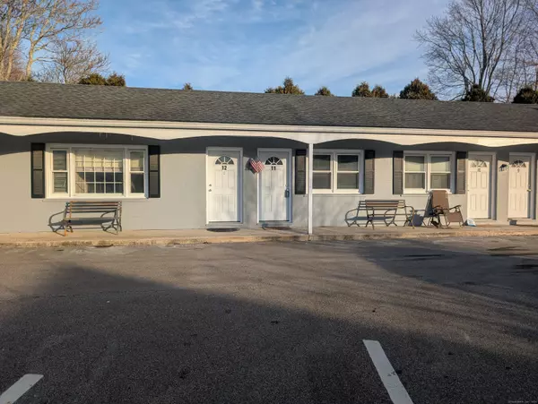 1500 Boston Post Road #11, Old Saybrook, CT 06475