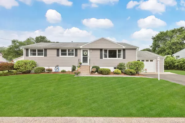 18 Williamson Road, Hamden, CT 06517