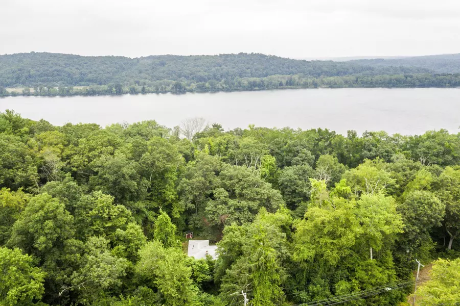 1086 Saybrook Road, Haddam, CT 06438