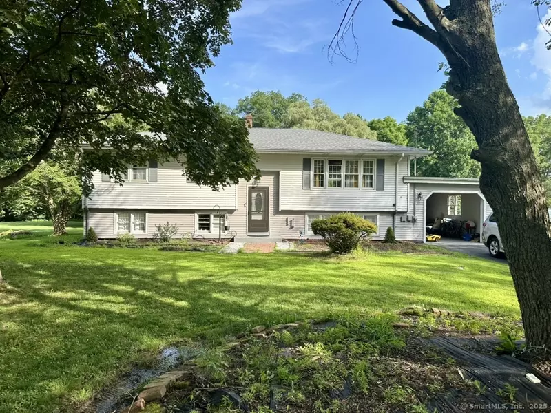 660 East Street South, Suffield, CT 06078