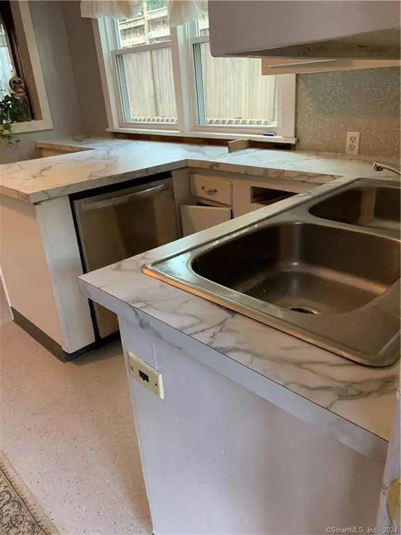 Naugatuck, CT 06770,111 Spring Street #1