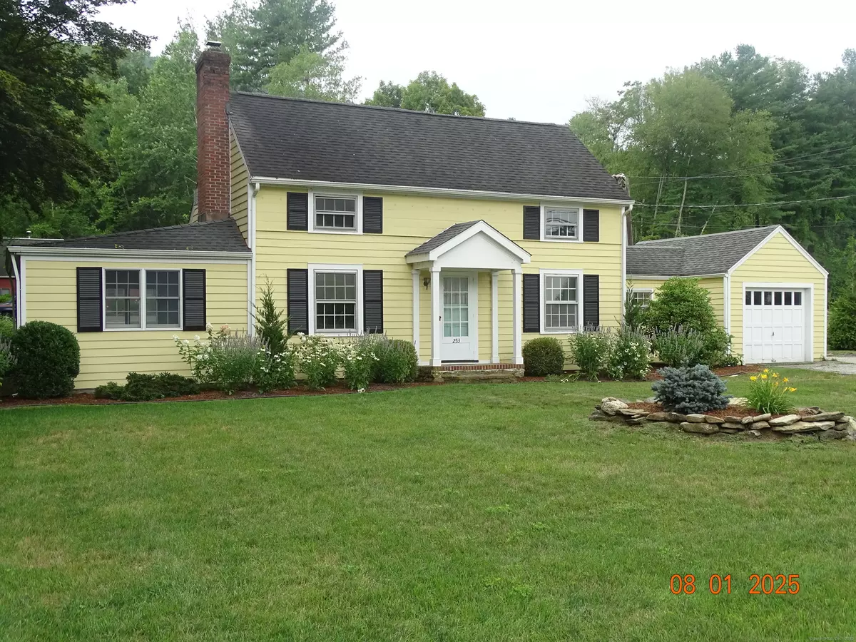 New Milford, CT 06776,253 Kent Road