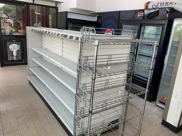 Brookfield, CT 06804,83 FEDERAL Road