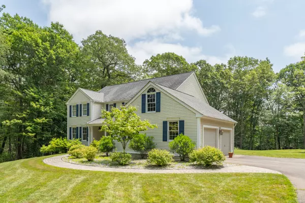 6 Kristen Way, Clinton, CT 06413
