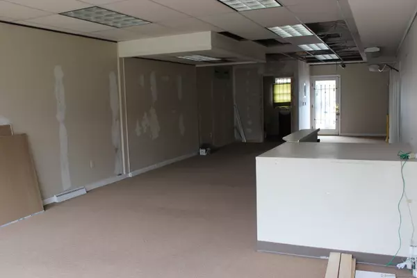 Hamden, CT 06518,2348 Whitney Avenue #A