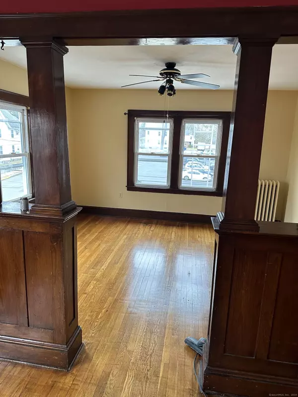 Middletown, CT 06457,654 High Street