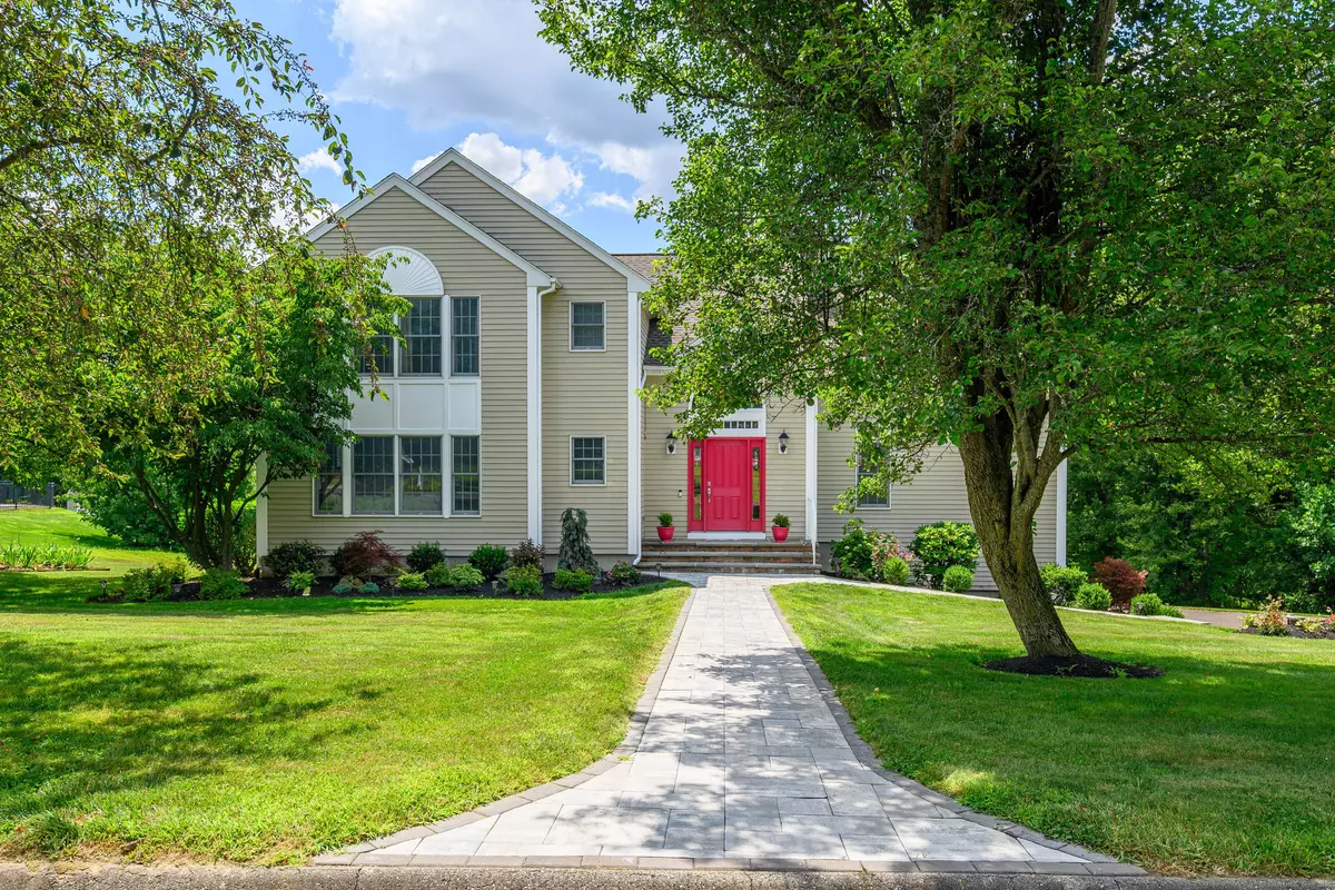 Danbury, CT 06811,20 Laura Drive