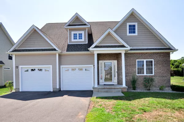 64 Windermere Village Road #64, Ellington, CT 06029