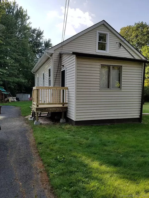 42 Preston Street, East Hartford, CT 06108