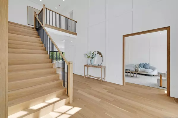 New Canaan, CT 06840,250 Carter Street