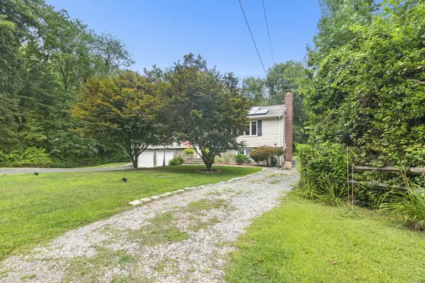 Monroe, CT 06468,40 Winthrop Place