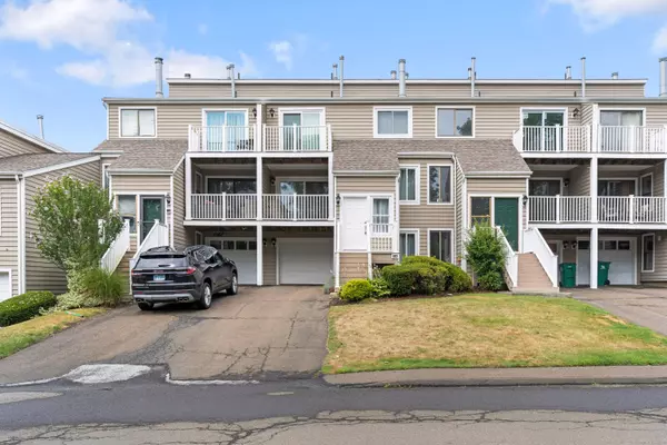 131 Peddlars Drive #131, Branford, CT 06405