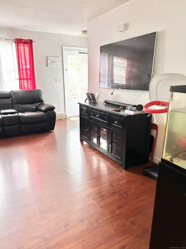 Ansonia, CT 06401,106 Howard Avenue