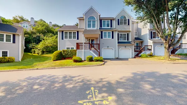 50 Katherine Court #50, Shelton, CT 06484