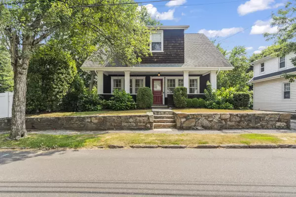 14 Ridgeway Street, Stamford, CT 06907
