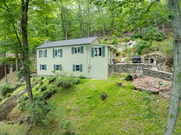 New Fairfield, CT 06812,71 Wood Creek Road