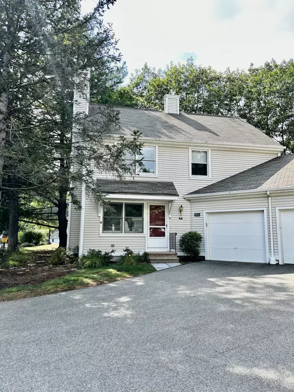 901 Briarwood Court #901, Rocky Hill, CT 06067