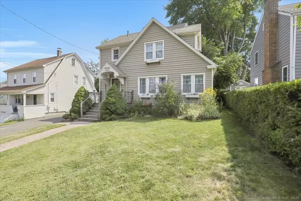 95 Brookfield Street, Manchester, CT 06040