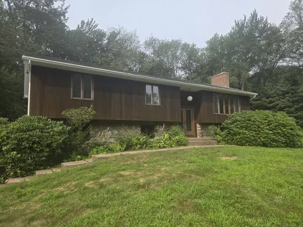 16 Rosewood Lane, Bolton, CT 06043