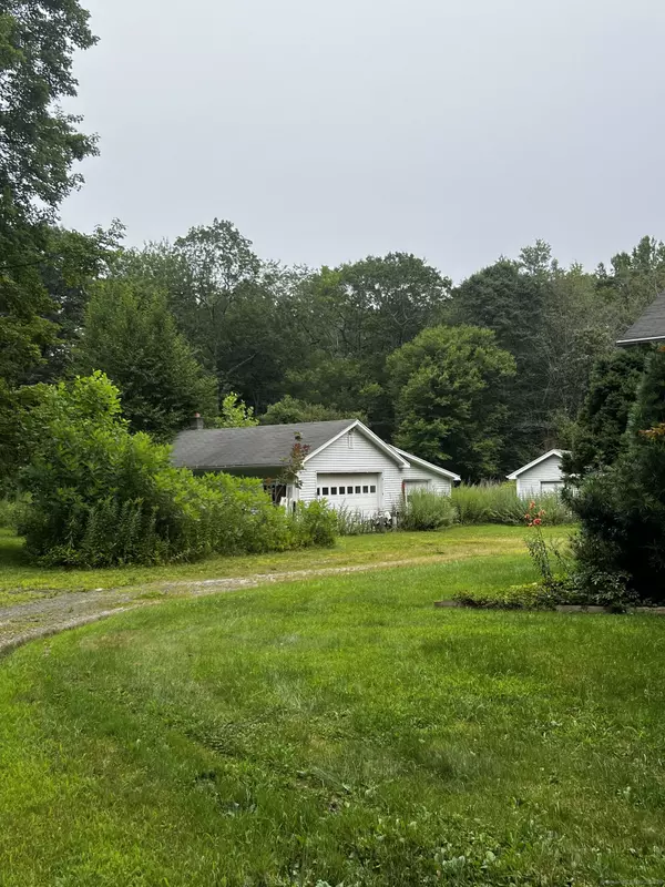 Killingworth, CT 06419,179 Route 81