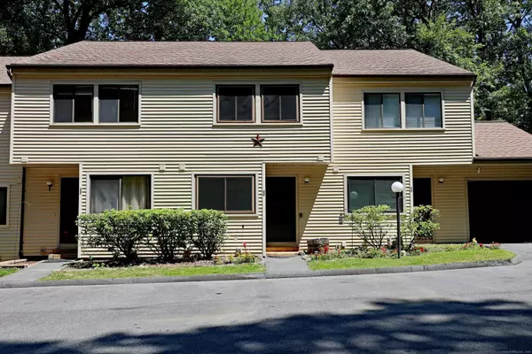 54 Idlewood #54, Bethel, CT 06801