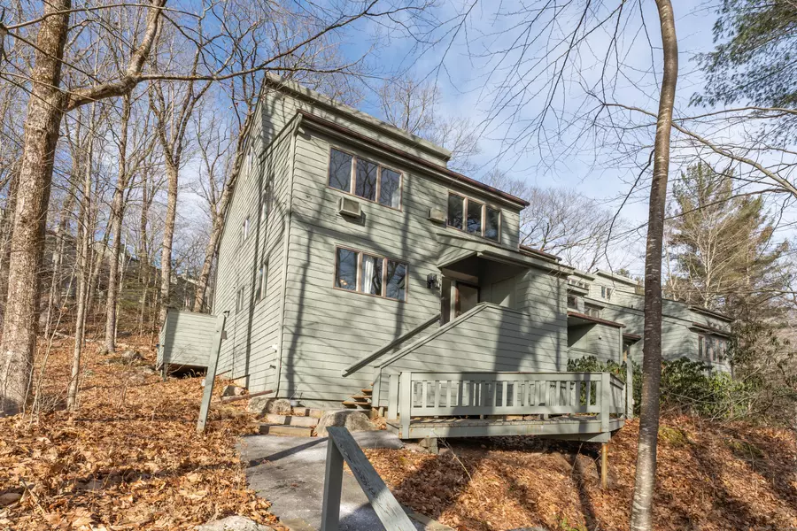 390 Trailsend Drive #390, Torrington, CT 06790
