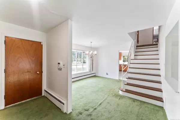 Norwalk, CT 06850,8 Timothy Road