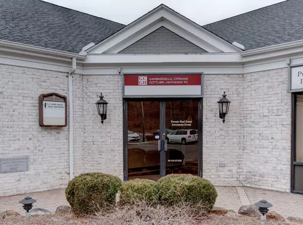 Southington, CT 06489,100 Queen Street #4 - D