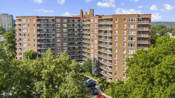 91 Strawberry Hill Avenue #APT 837, Stamford, CT 06902