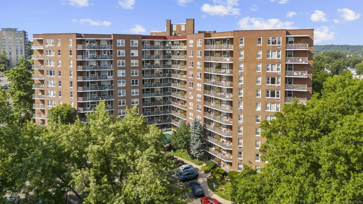 Stamford, CT 06902,91 Strawberry Hill Avenue #APT 837