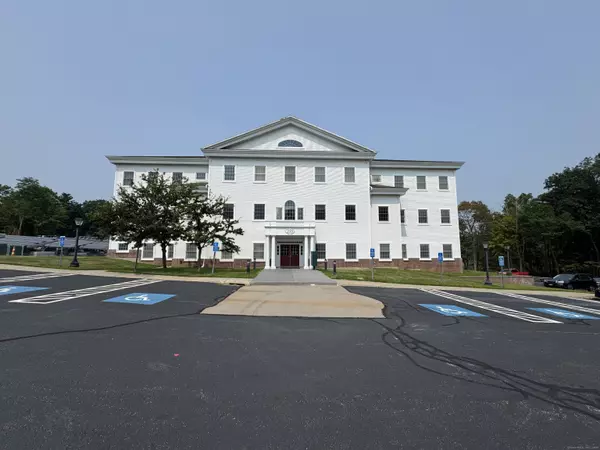 255 Route 80 #208, Killingworth, CT 06419