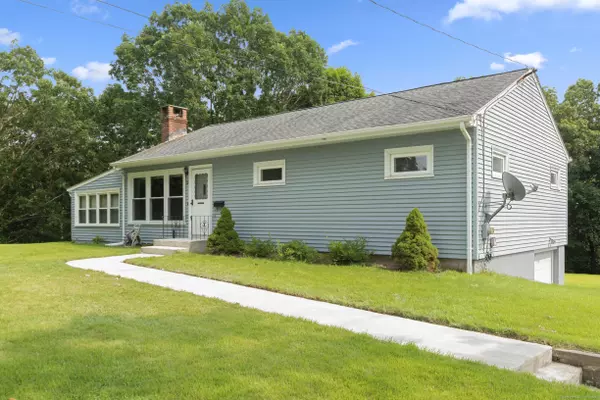 Norwich, CT 06380,12 Paradise Lane