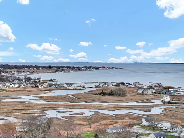 Old Saybrook, CT 06475,14 Denmore Lane
