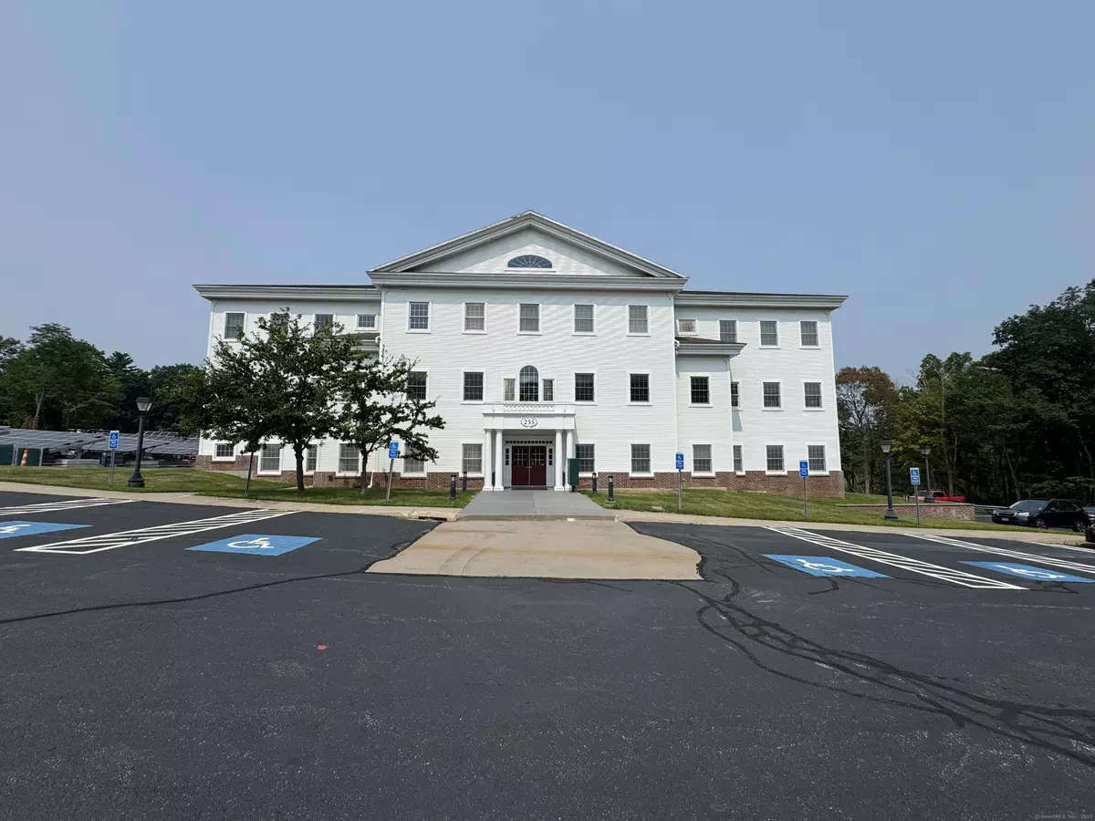 Killingworth, CT 06419,255 Route 80 #B-1