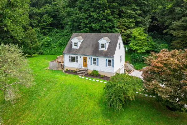 14 Heacock Crossbrook Road, New Milford, CT 06776