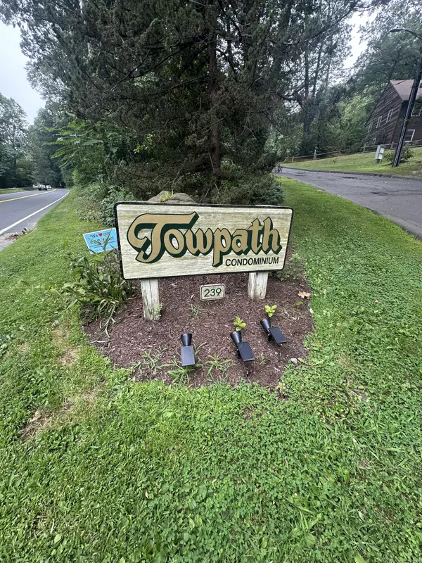 239 Old Farms Road #APT 18B, Avon, CT 06001