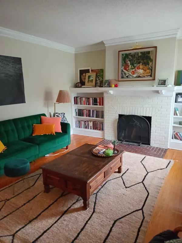 West Hartford, CT 06119,44 Ardmore Road #2