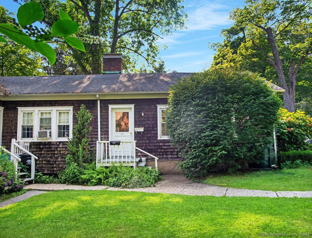 New Canaan, CT 06840,40 Seminary Street #A