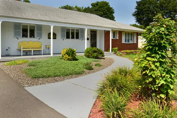 69 Battista Road, Manchester, CT 06040