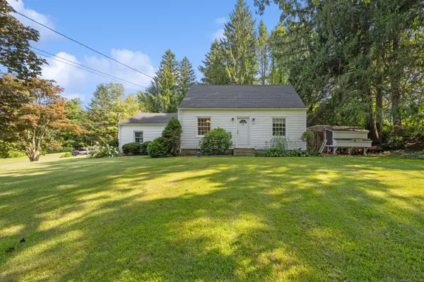 93 Fenn Road, Middlebury, CT 06762