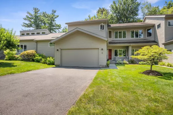 2 Templeton Court #2, Avon, CT 06001