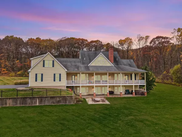 Southington, CT 06489,363 Winding Ridge