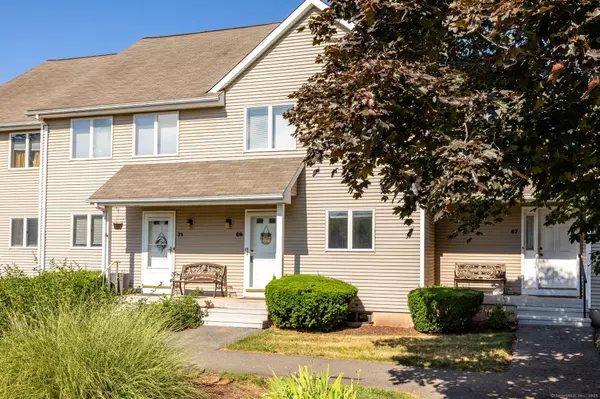 Newington, CT 06111,69 Sunrise Circle #69
