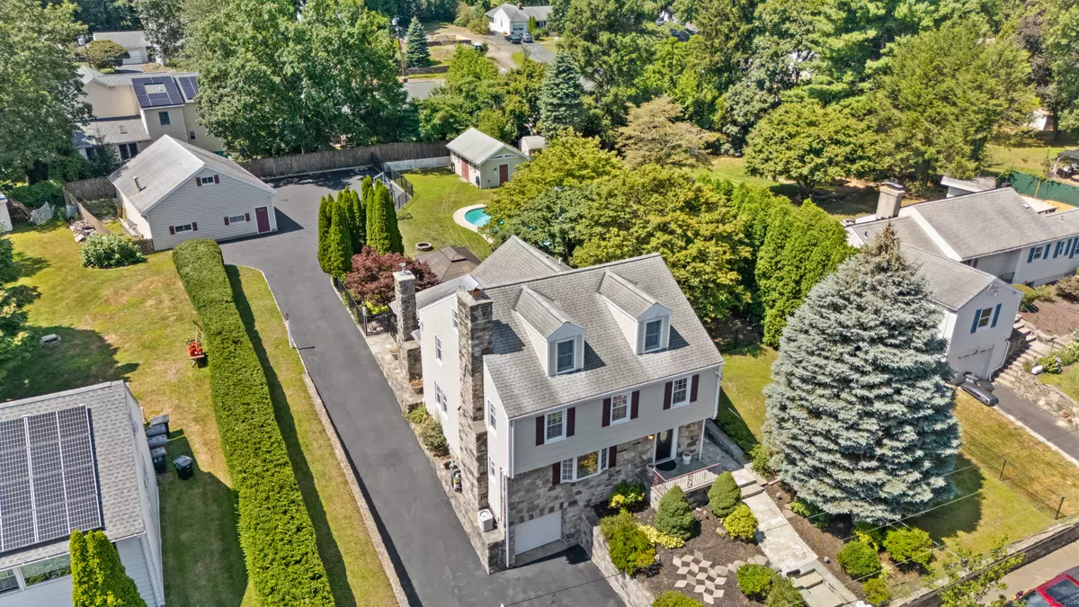 Stamford, CT 06905,24 Haig Avenue