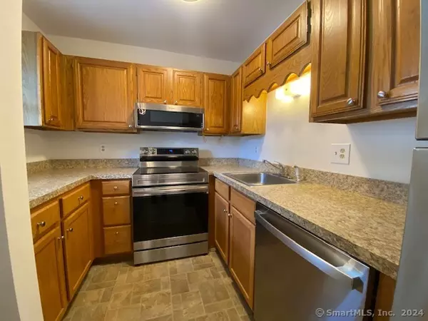 Monroe, CT 06468,57 Senior Drive #57