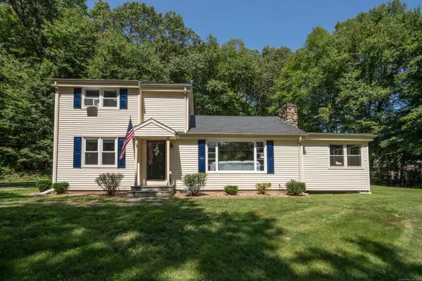 10 Taine Mountain Road, Farmington, CT 06085