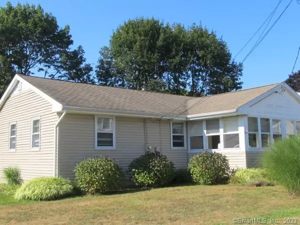 East Lyme, CT 06357,42 Whitecap Road